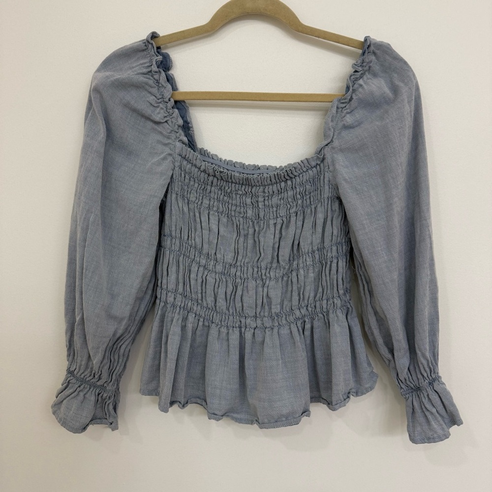Who What Wear Women's Blue Smocked Top Size Small #155